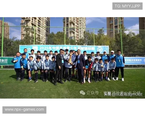 深圳队从冠军到起伏的全历程回顾:战术、球星与城市烙印解析 深圳队从冠军到起伏的全历程回顾:战术、球星与城市烙印解析