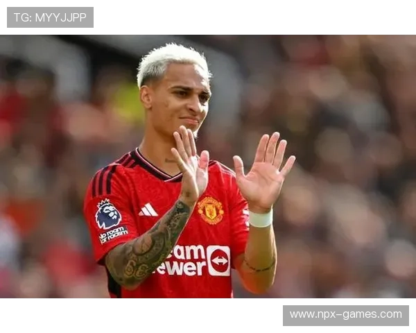 安东尼招牌内切射门再成焦点 安东尼招牌内切射门再成焦点